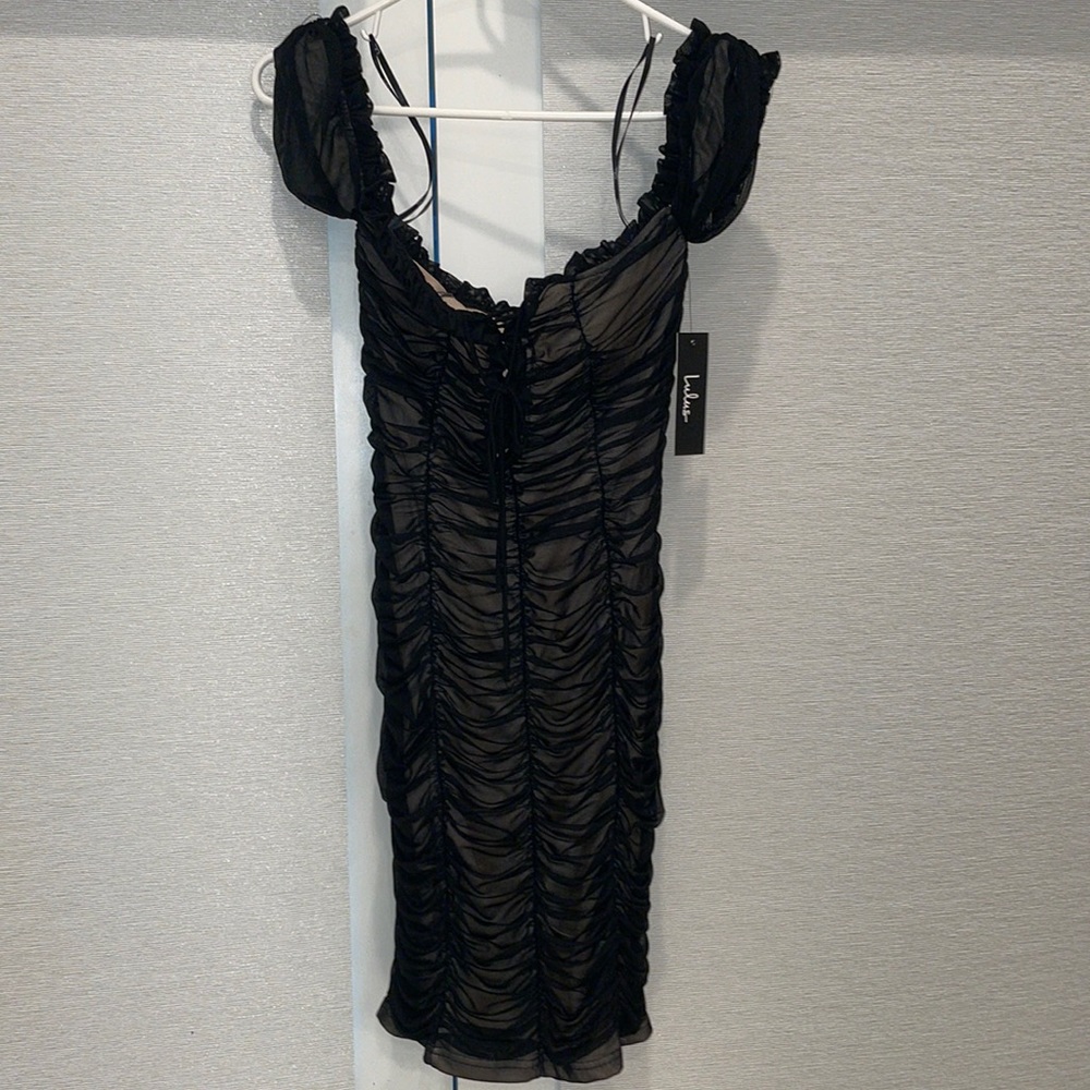 BRAND NEW! LULUS MESH RUCHED OFF SHOULDER BODYCON DRESS. Size:Medium.With tags!